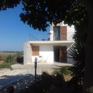 Casa Dei Fenicotteri Marausa